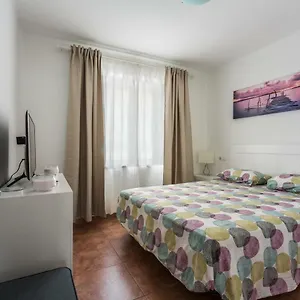  Apartment Pearl Spain